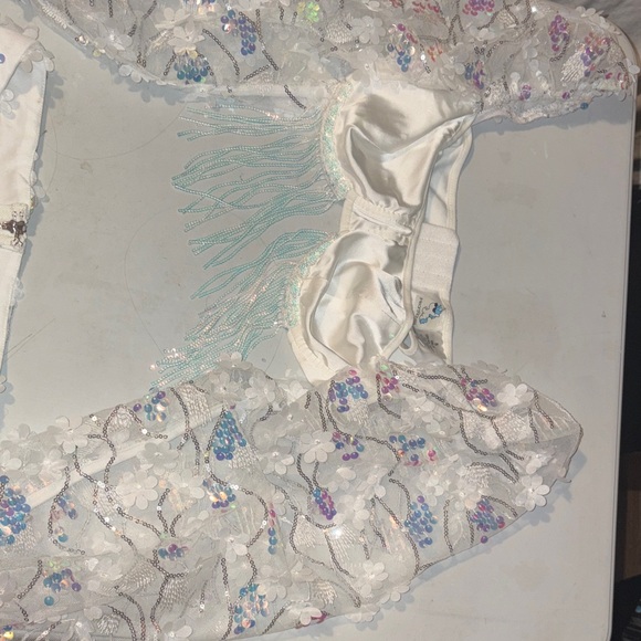 #1 Floral Embellished rave set with Fringe - Picture 4 of 8